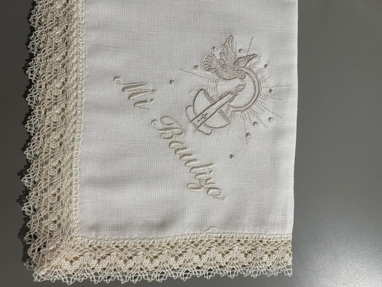 Pañuelo Bautizo Paloma EV04