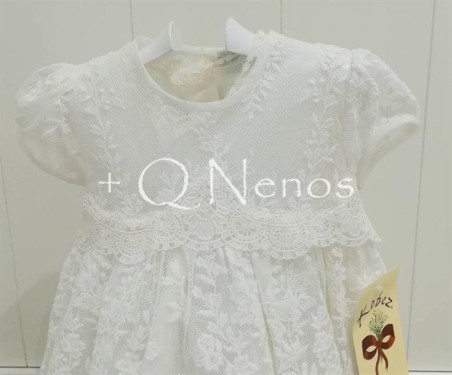 Jesusito Bautizo/Ceremonia Kobez Tul Bordado Beige Capota Volante K17716